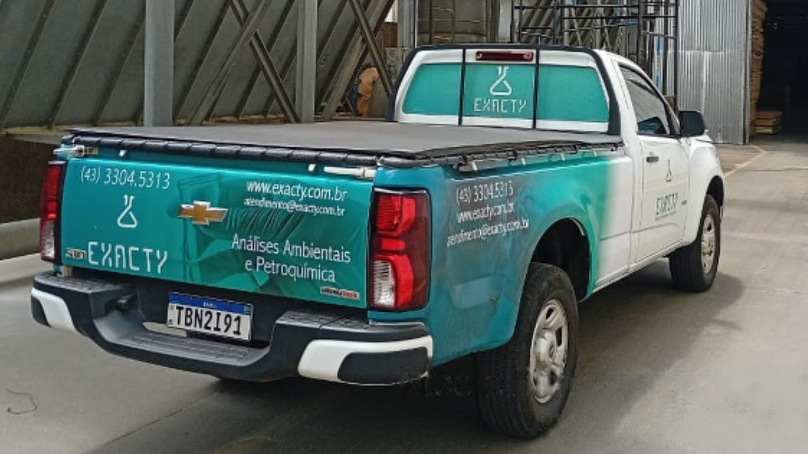Material promocional da empresa EXACTY